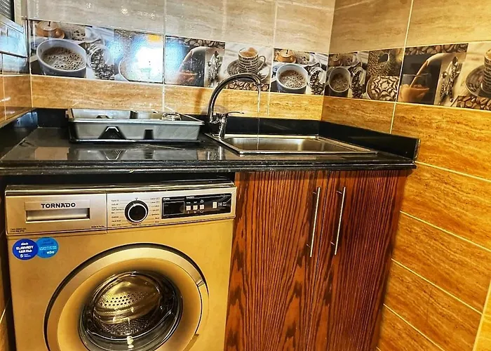 Stylish 3-brs Chalet-al Ain Bay