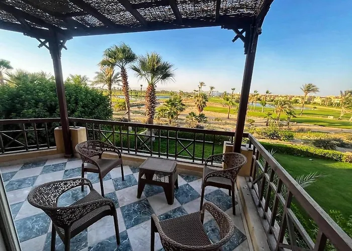 Dağ evi Stylish 3-brs Chalet-al Ain Bay