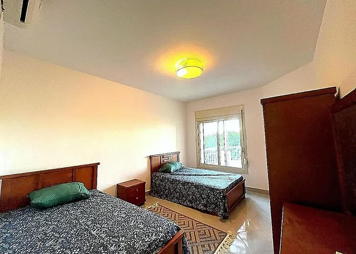 Stylish 3-brs Chalet-al Ain Bay Dağ evi