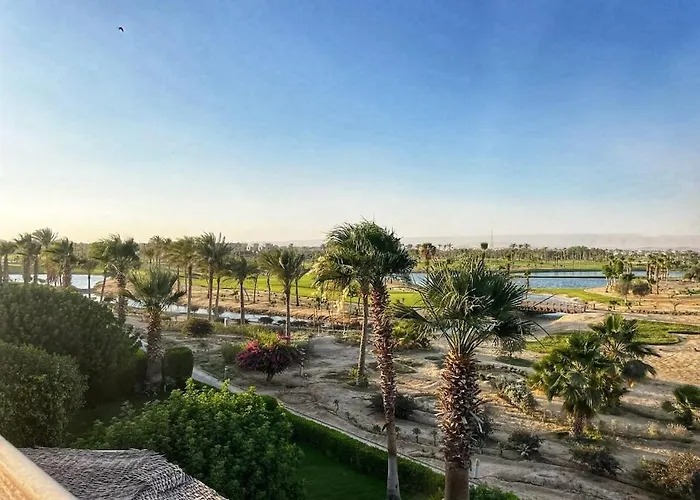 Stylish 3-brs Chalet-al Ain Bay Dağ evi *
