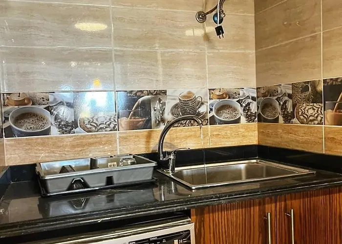 Dağ evi Stylish 3-brs Chalet-al Ain Bay *