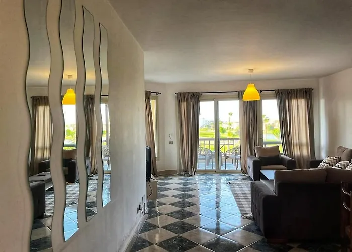 Stylish 3-brs Chalet-al Ain Bay * Ain Sukhna