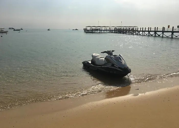 Stylish 3-brs Chalet-al Ain Bay Dağ evi